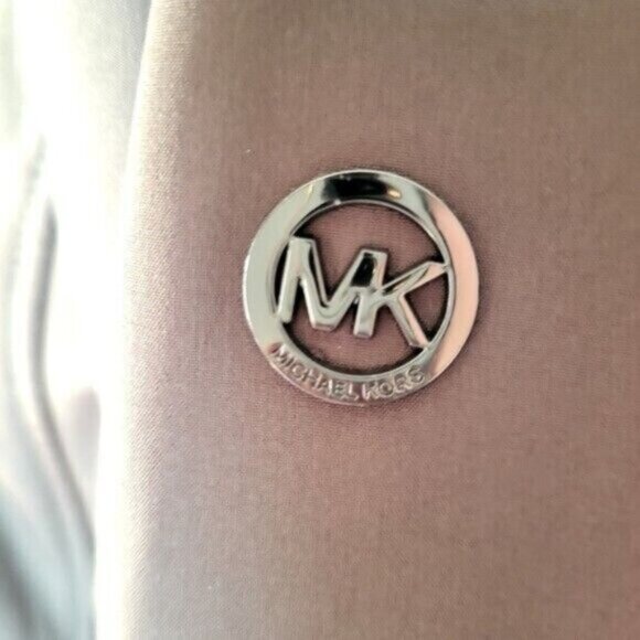 Michael Kors Soft Shell Puffer Hooded Jacket Women's Sz Medium - Picture 8 of 16